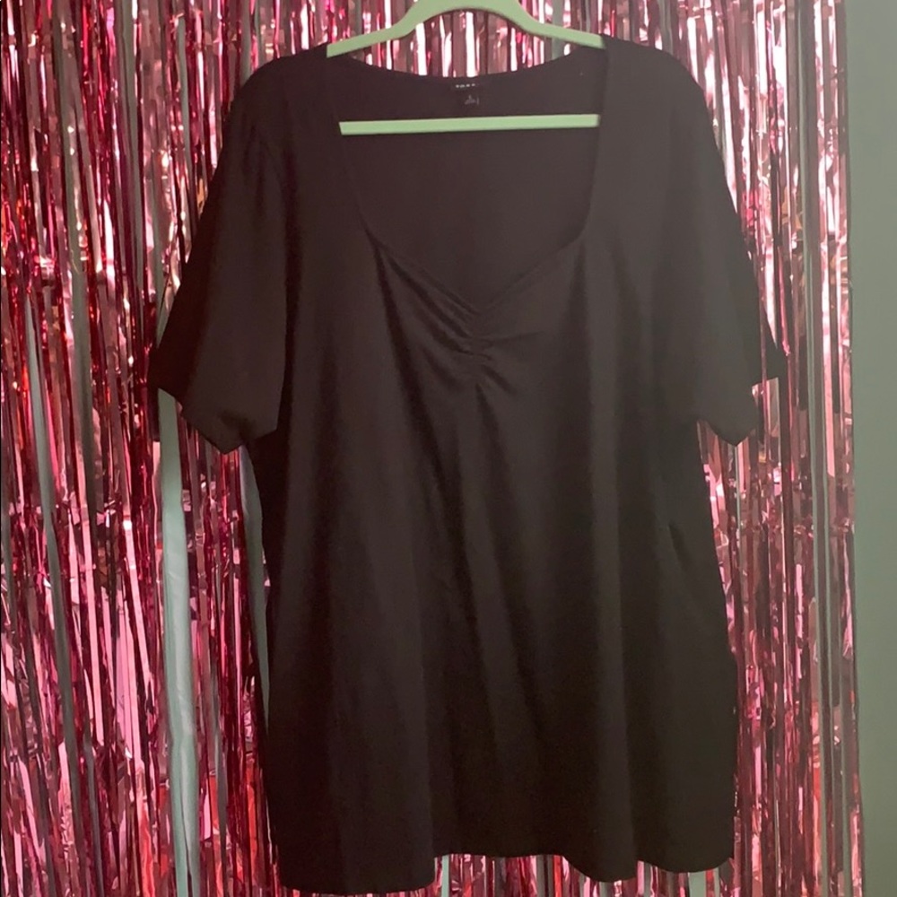 Black shirt